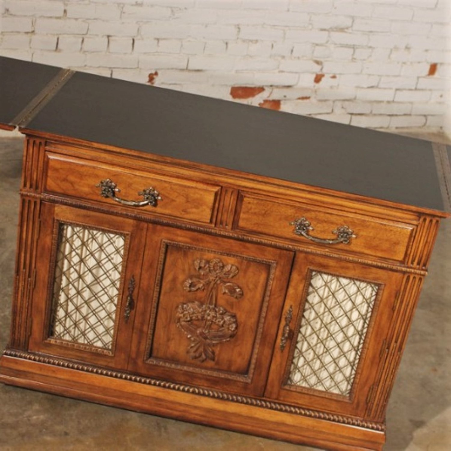 Vintage Davis Cabinet Company Server or Dry Bar