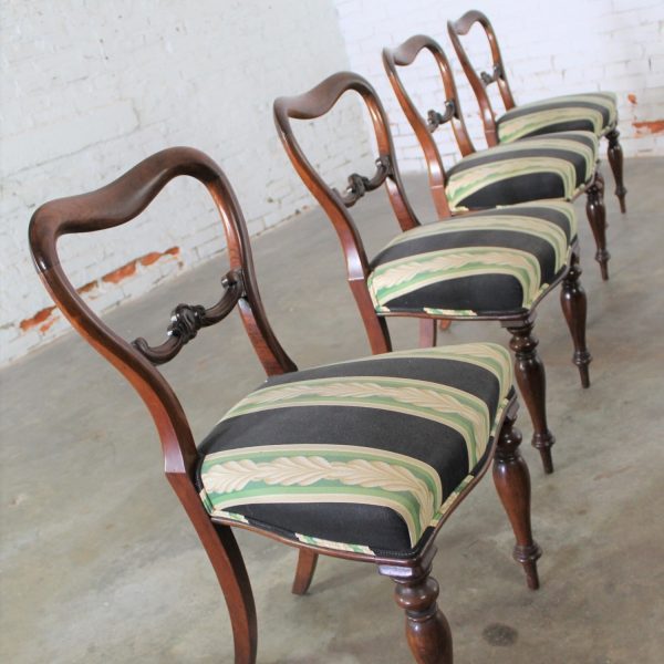 Set of 4 Antique Victorian Rosewood Dining Chairs in the Manner of Gillows