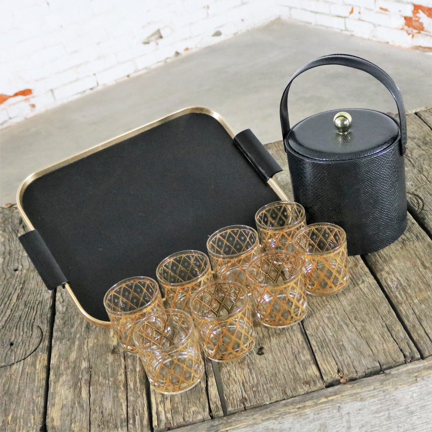 Black George Briard Ice Bucket with Eight Culver Cocktail Glass and MCM Tray