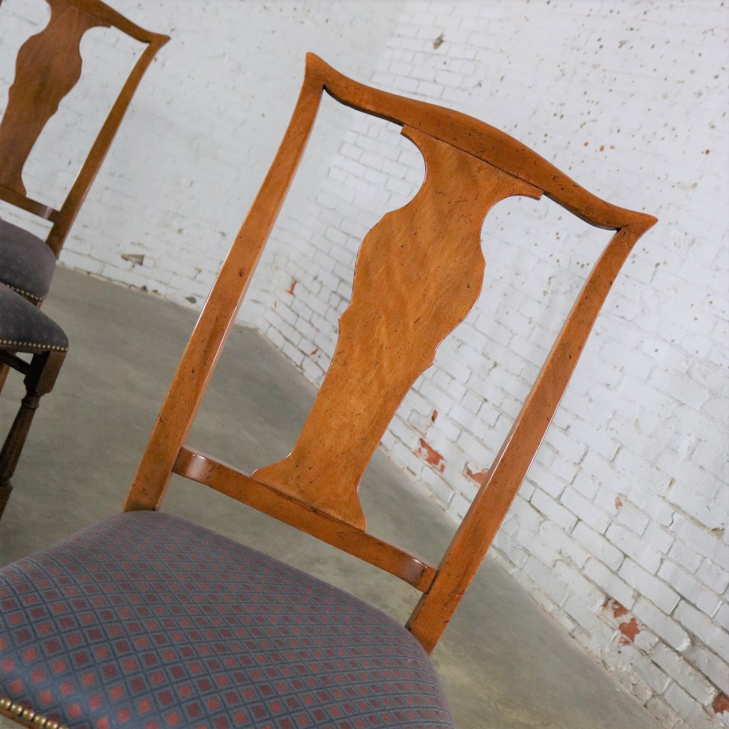 Baker Chippendale Style Dining Chairs with Solid Splat and Turned Front Legs Set of Six