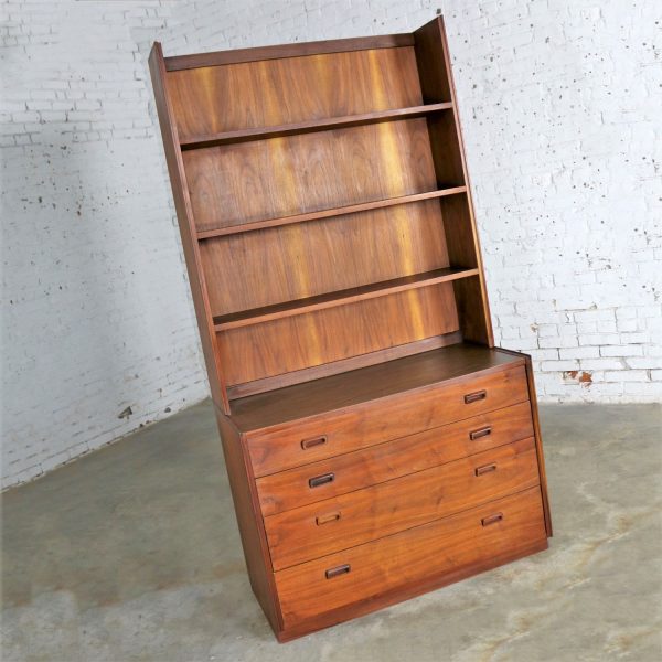 Two Piece Bookcase Display Cabinet Attributed to Founders Furniture Mid Century Modern