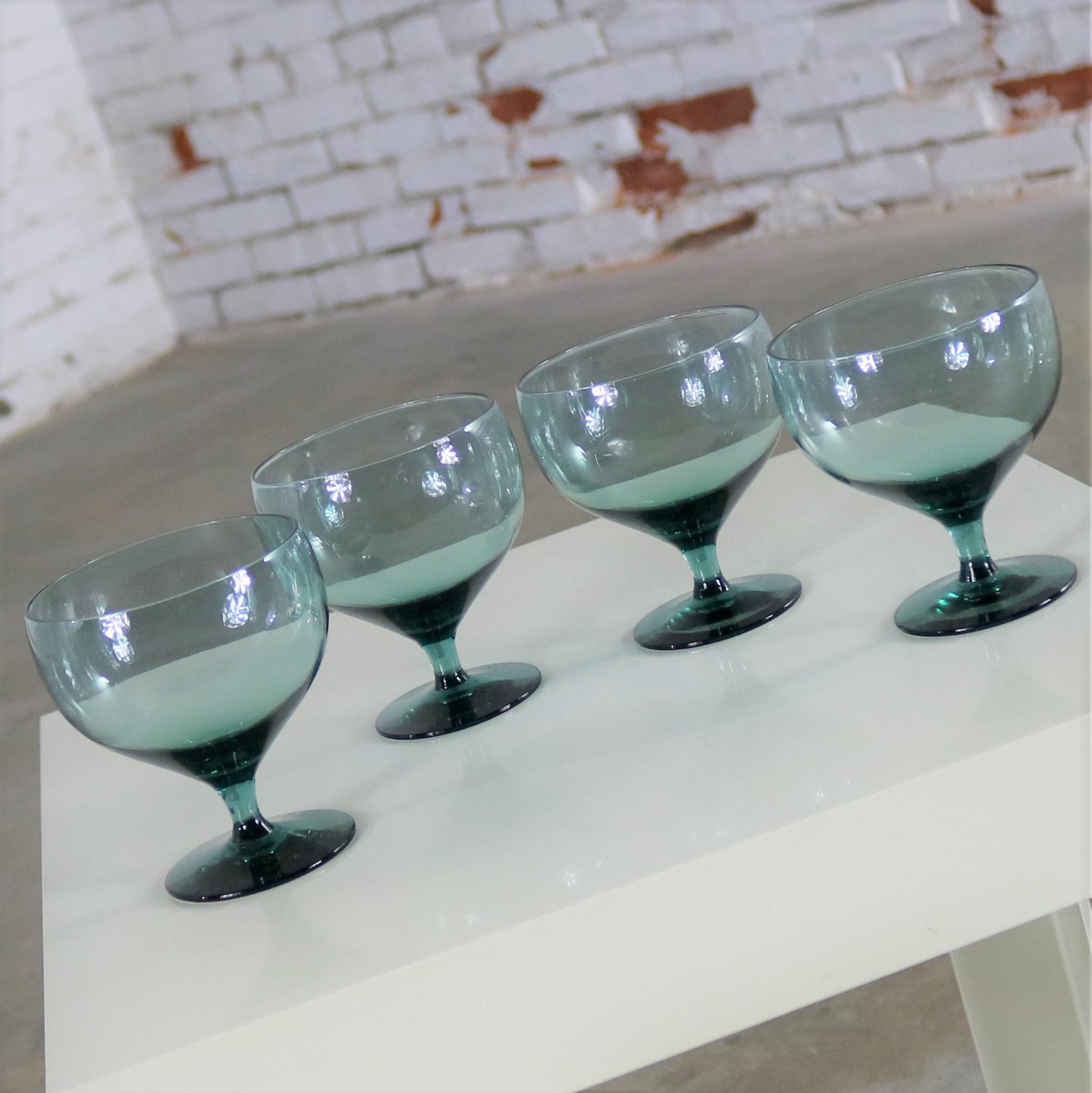Collection of Morgantown American Modern Glassware by Russel Wright at  1stDibs