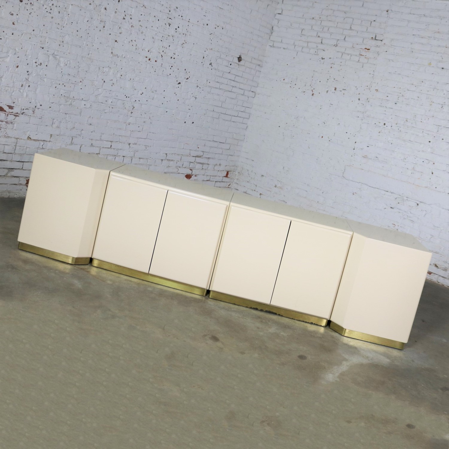 Milo Baughman for Thayer Coggin Ivory Lacquered Set of 7, 5 Cabinets & 2 Corner Units on Brass Bases
