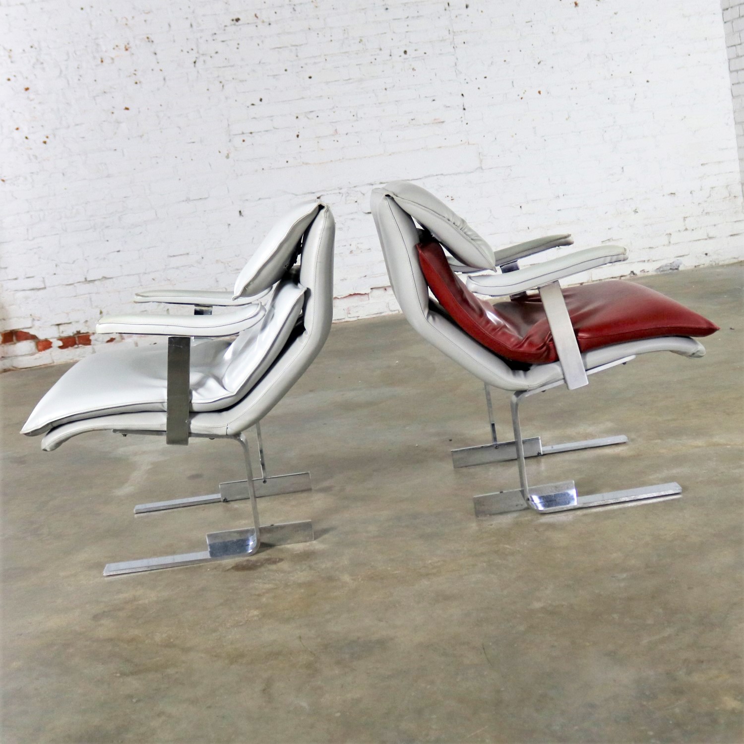 G. Maletti Lounge Chairs in the Style of Onda by Giovanni Offredi for Saporiti Italia