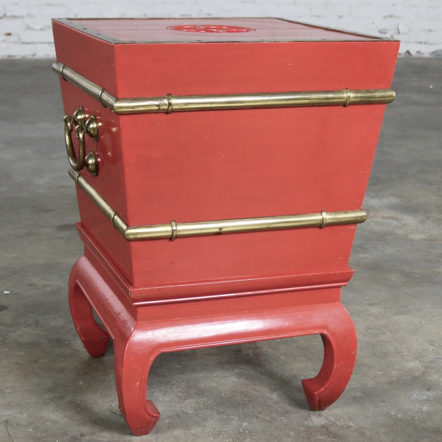 Chinese Red Lacquer and Brass Accent Table Removable Ice Chest Style on Hoof Foot Base