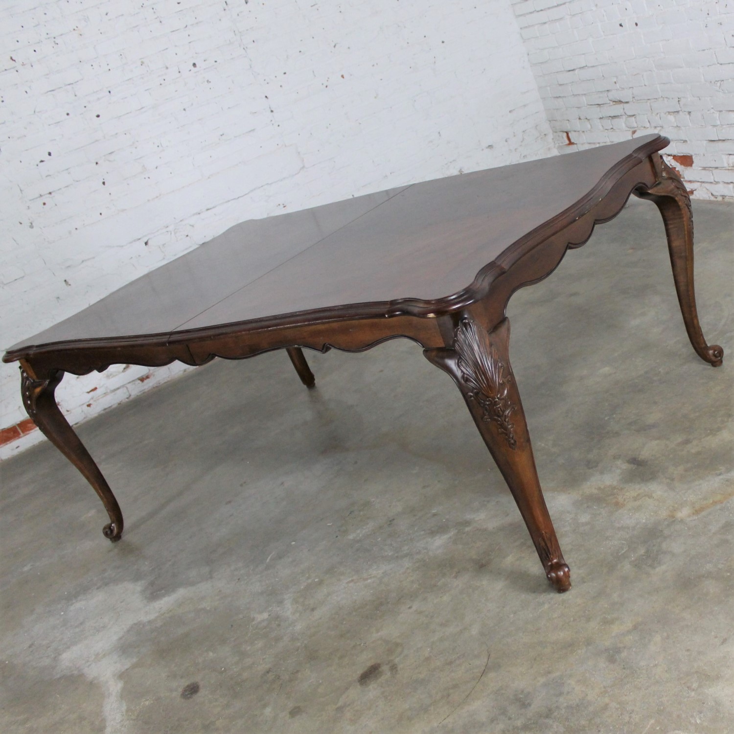 Walnut Louis XV Style French Country Dining Table Attributed Bernhardt Avignon Collection
