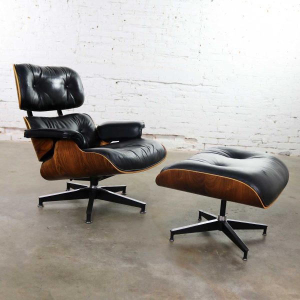 Vintage Eames Lounge Chair & Ottoman in Black Leather & Rosewood for Herman Miller