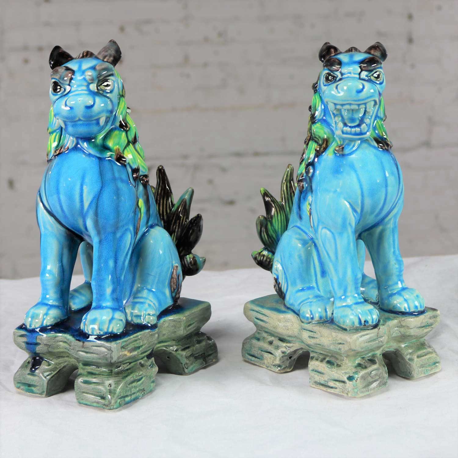 Vintage Mid-Century Pair Japanese Komainu Lion Dogs Ceramic Turquoise Green Glaze