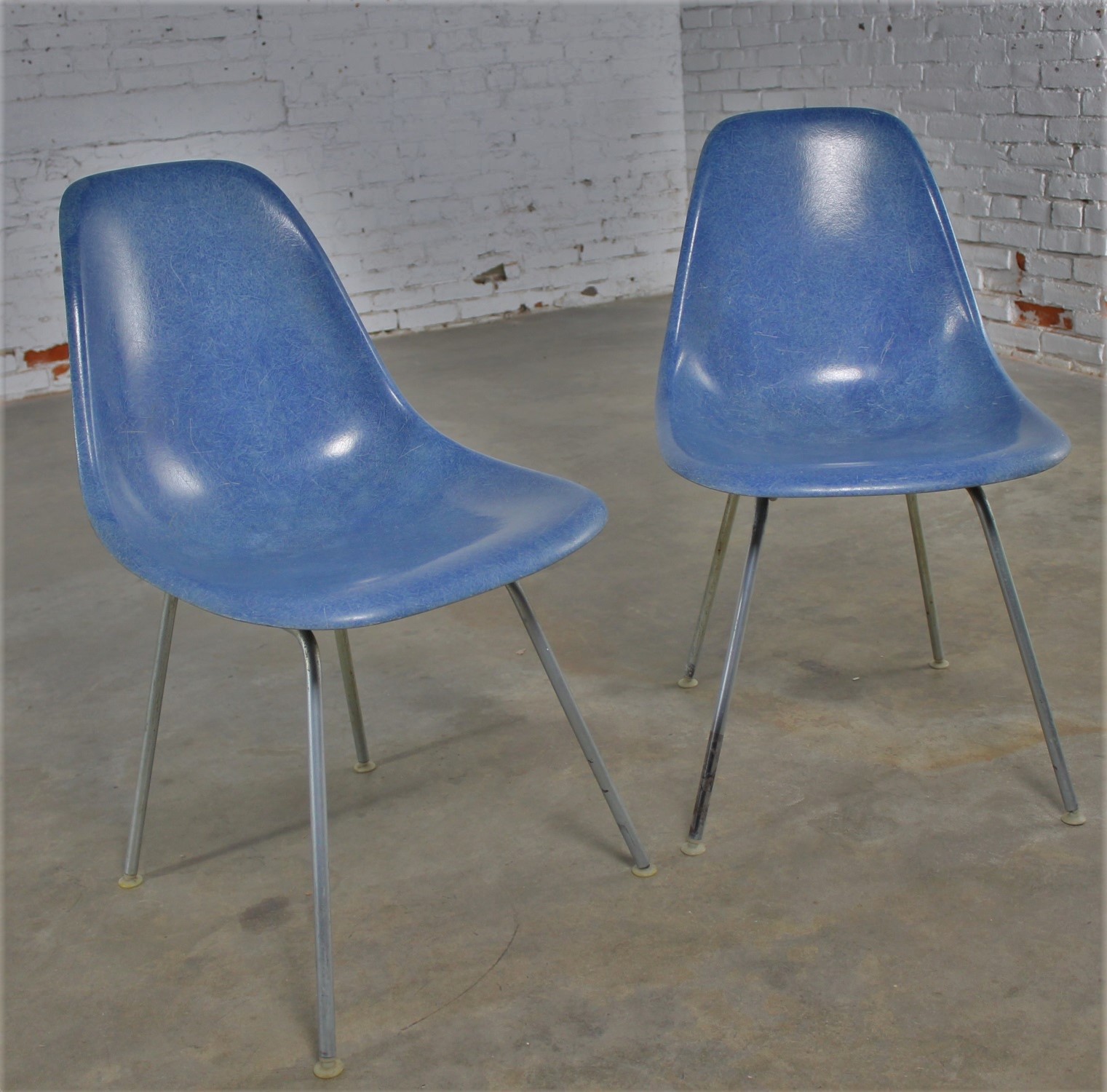 Vintage Pair Herman Miller Eames Molded Fiberglass DSX Side Chairs with H Base in Royal Blue