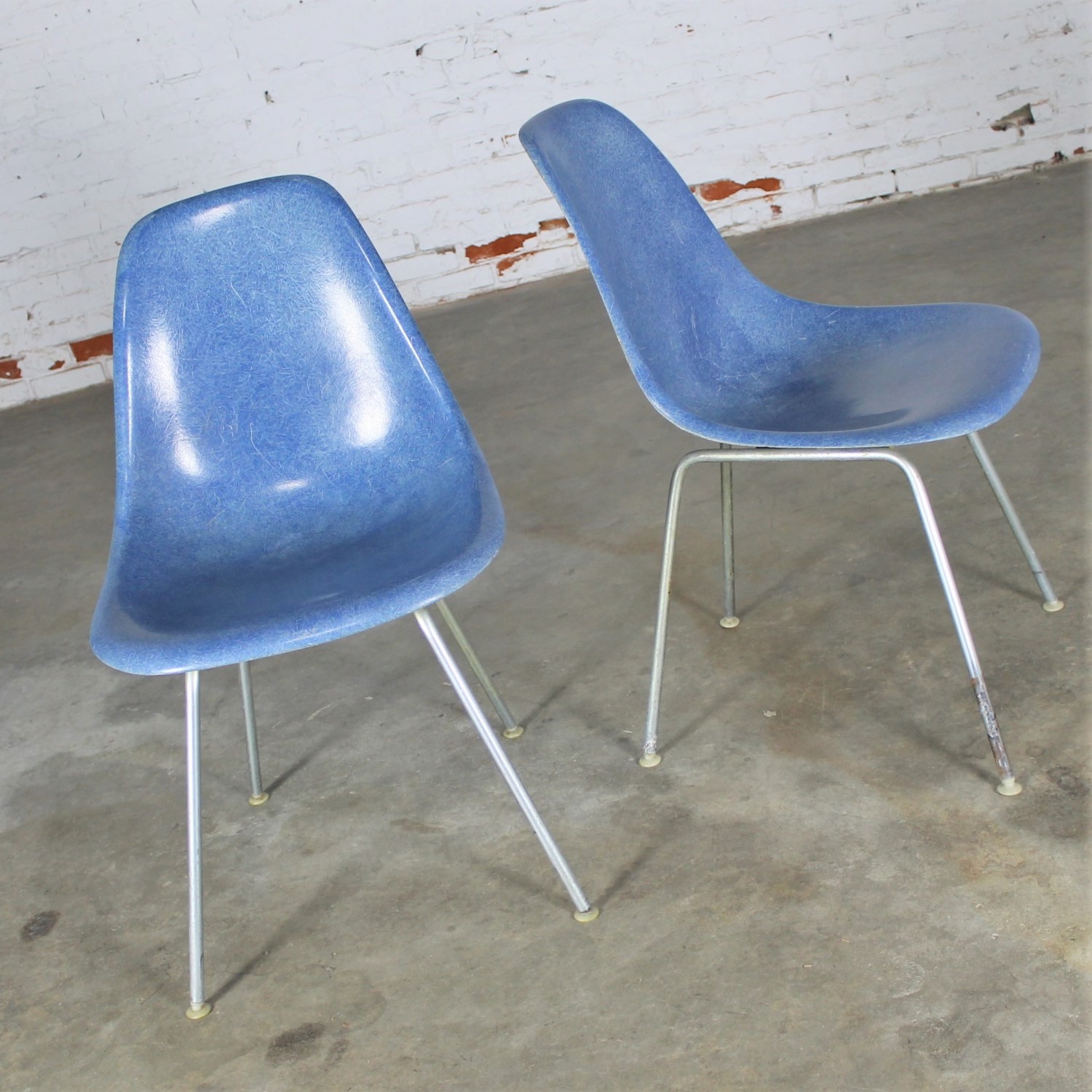 Vintage Pair Herman Miller Eames Molded Fiberglass DSX Side Chairs with H Base in Royal Blue