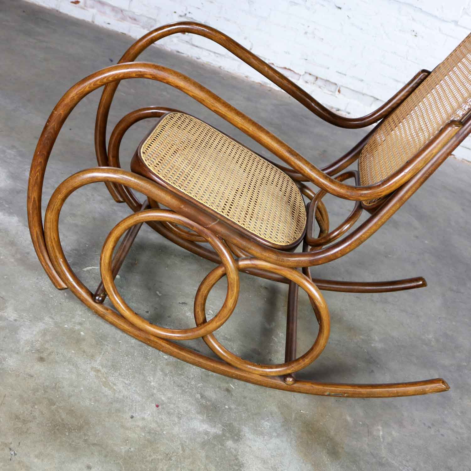 Vintage Stendig Bentwood and Cane Rocker Double Circle Design with Handle by Thonet