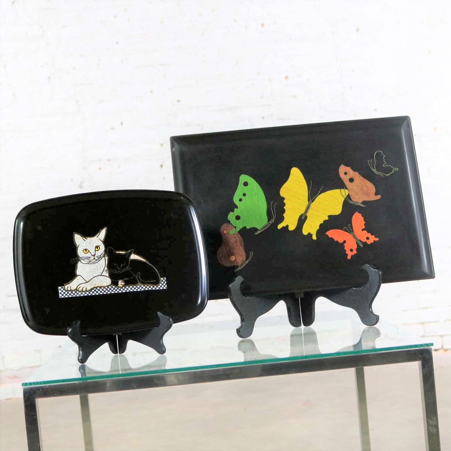 Pair of Vintage Mid-Century Modern Couroc of Monterey Black Trays Cats &  Butterflies