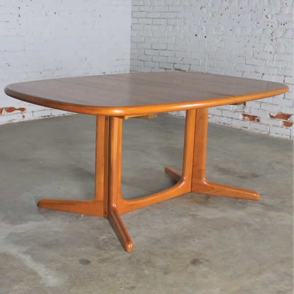 Gudme Mobelfabrik Teak Expanding Dining Table Vintage Danish Mid Century Modern