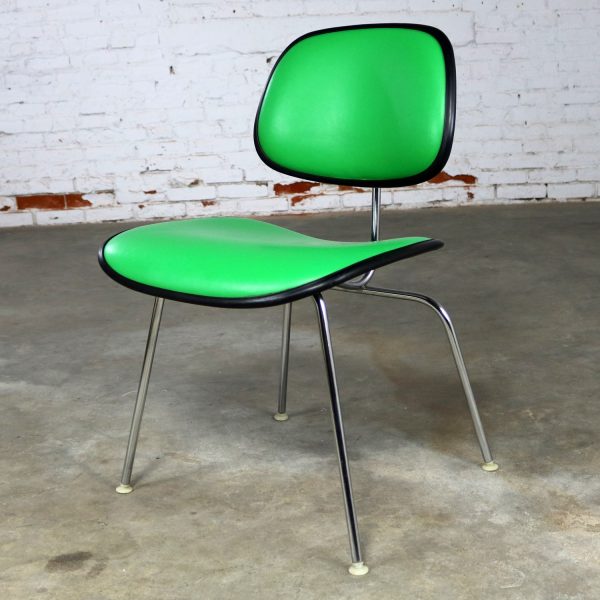 Eames Herman Miller Padded EC-127 DCM Chair in Black with Kelly Green Naugahyde