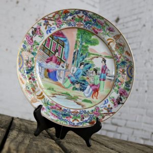 Chinese Porcelain Rose Medallion Plate Qing Dynasty