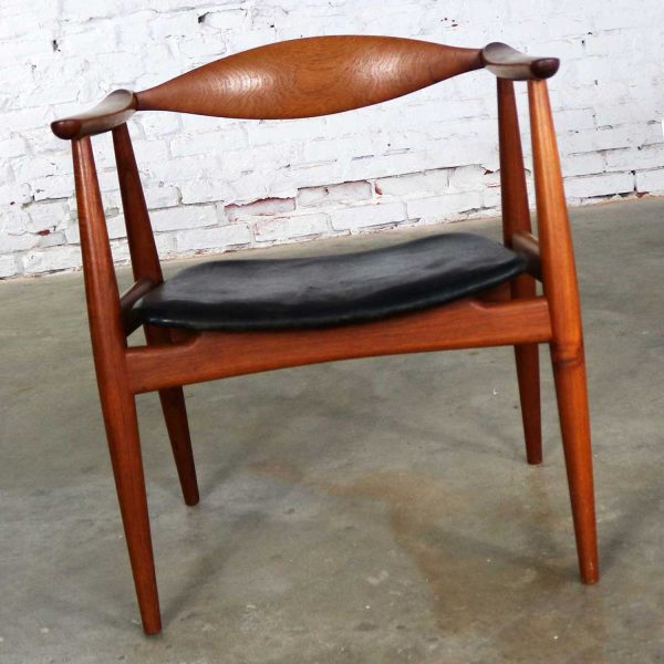 Hans Wegner CH 35 Chair for Carl Hansen and Son Vintage Scandinavian Modern in Teak