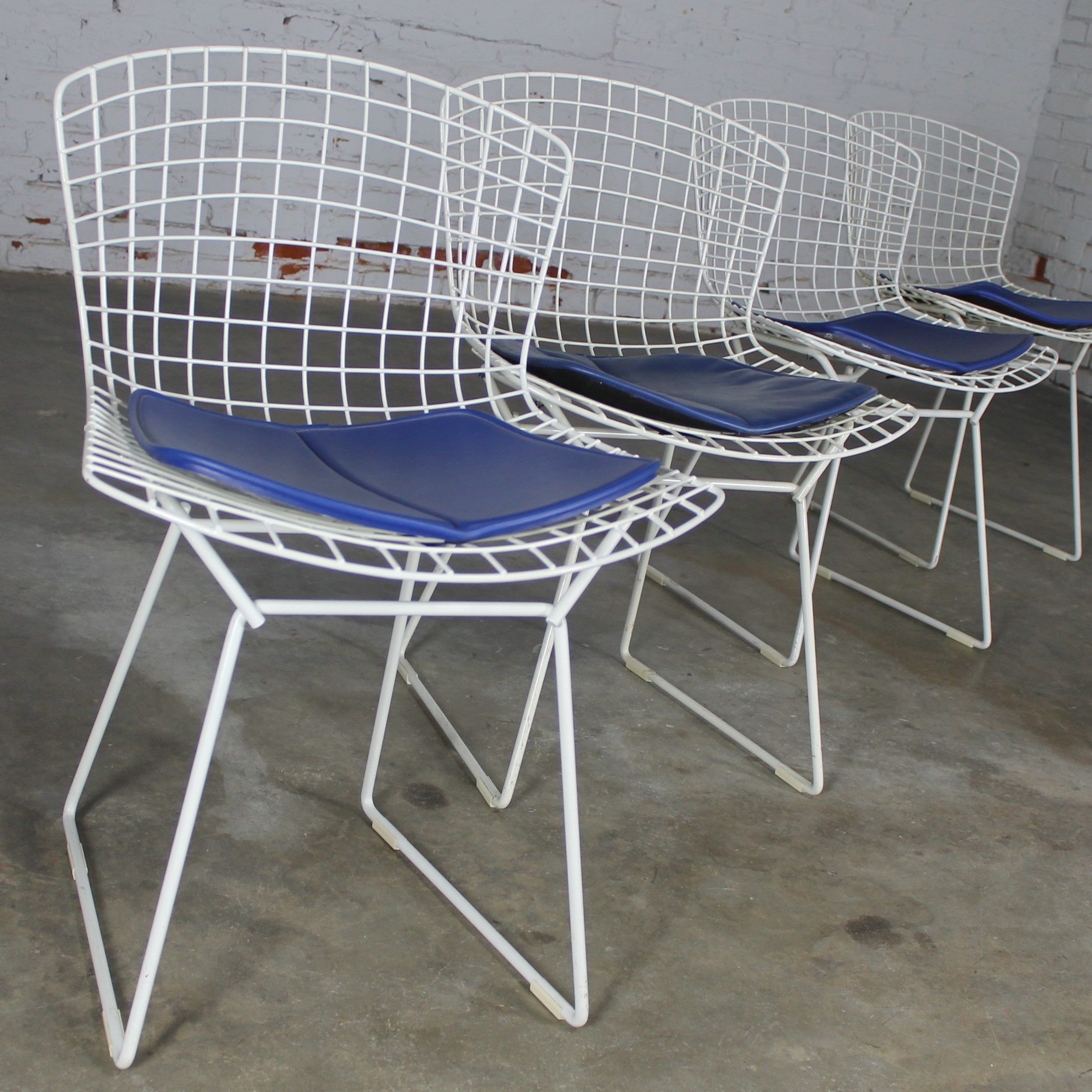 Vintage Mid-Century Modern Bertoia White Wire Side Chairs w/Blue Seat Pads Set of 4