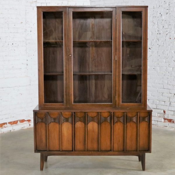 Kent-Coffey Perspecta China Display Cabinet Mid Century Modern