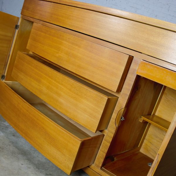 Vintage Mid-Century Modern Mahogany Bow Front Buffet Cabinet