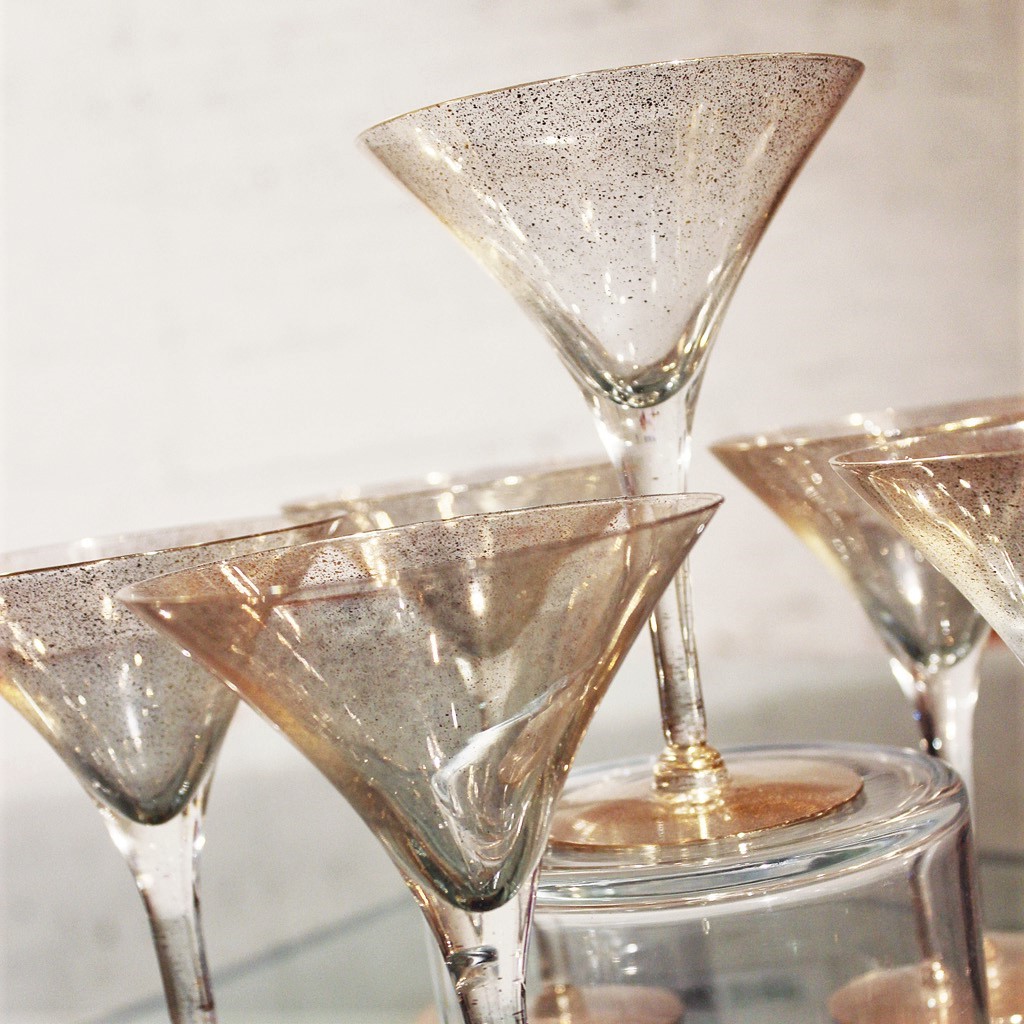 Dorothy C. Thorpe Gold Fleck Martini Cocktail Glasses Set of 6 Mid Century Modern