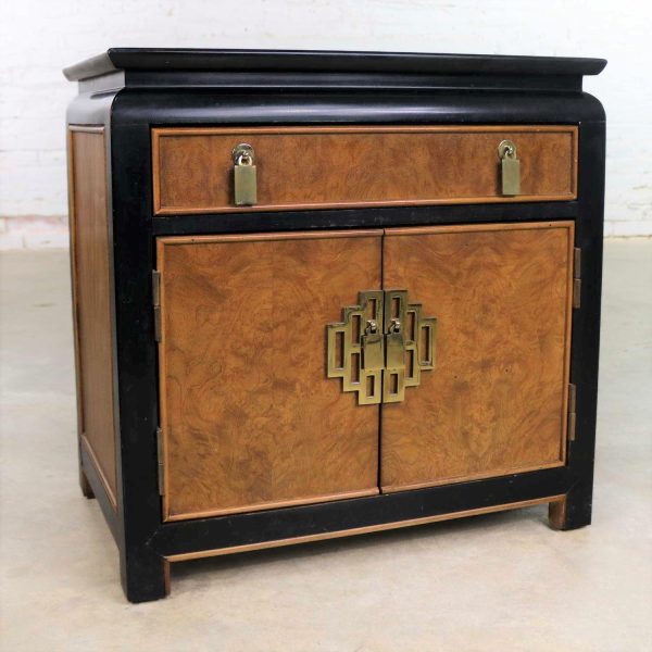 Chin Hua Night Stand or End Table Cabinet by Raymond K. Sobota for Century Furniture
