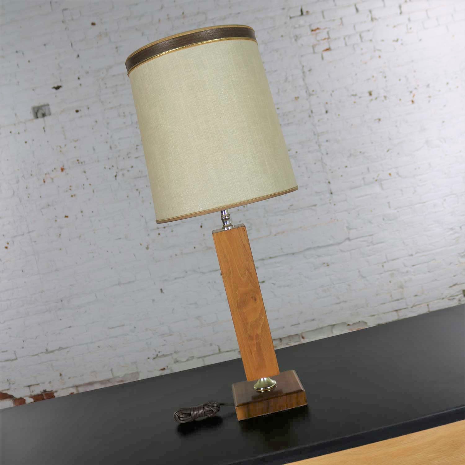 Small Scale Mid Century Modern Walnut and Brass Lamp Style of Laurel Lamp Mfg. Co.
