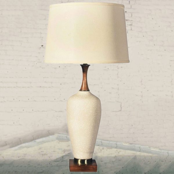 Mid-Century Modern Navis & Smith Co. Off-White Ceramic Table Lamp