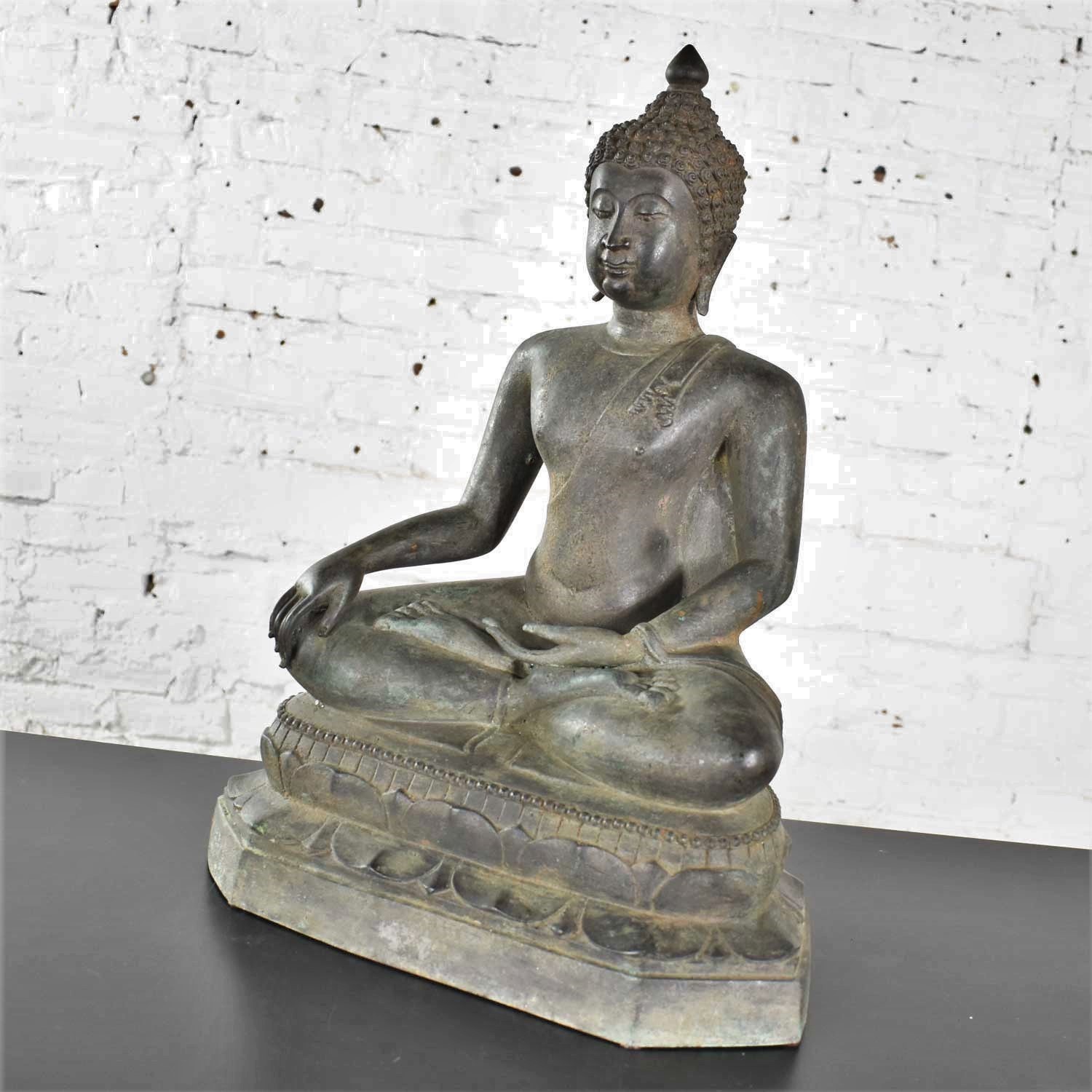 Large Bronze Tibetan Enlightenment Seated Buddha Sculpture Patinated