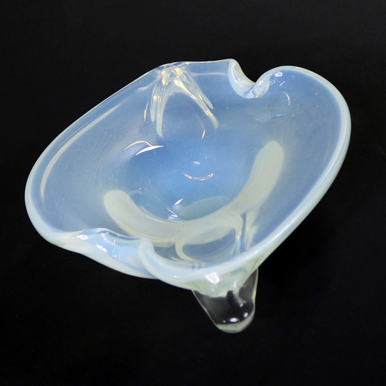 Large White Opalescent and Clear MCM Murano Glass Centerpiece Bowl Biomorphic