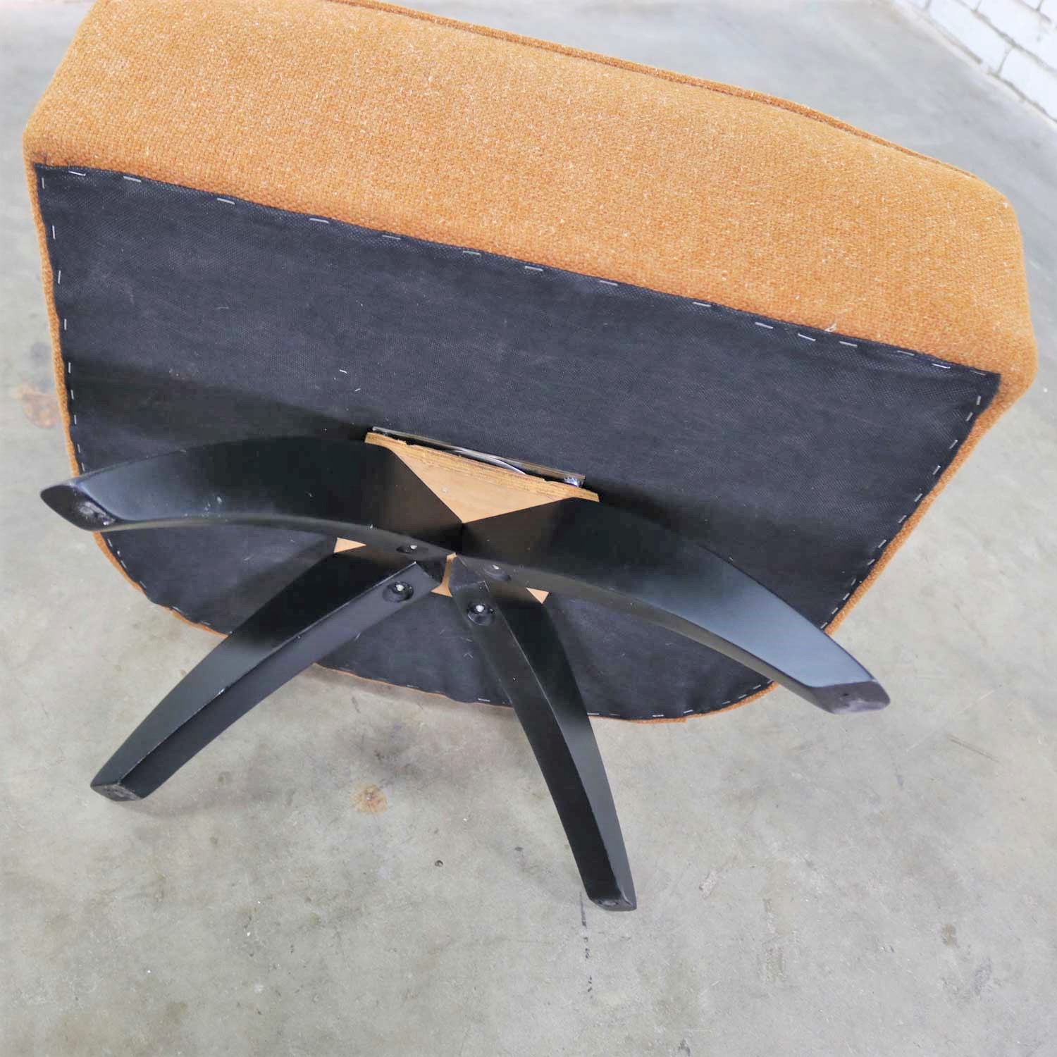 Mid Century Modern Swivel Slipper Chair Attributed to Kroehler Manufacturing