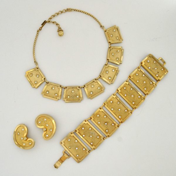 Leru Vintage Goldtone, Rhinestone Necklace Bracelet and Earrings Parure Set