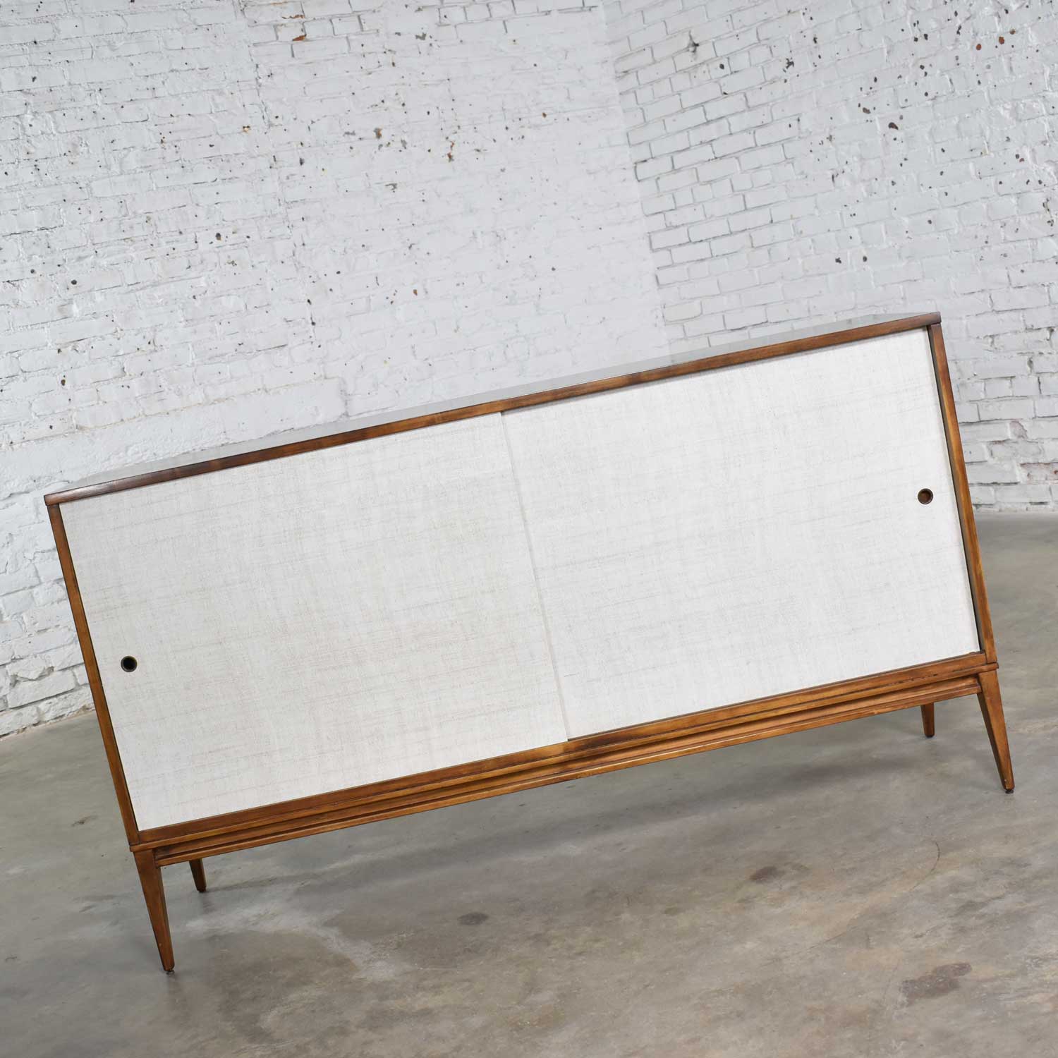 Paul McCobb Mid Century Modern Planner Group Credenza Buffet Cabinet by Winchendon