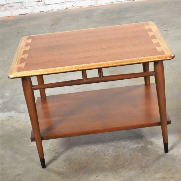 Acclaim Series 900-05 Walnut Lamp Table End Table by Andre Bus for Lane