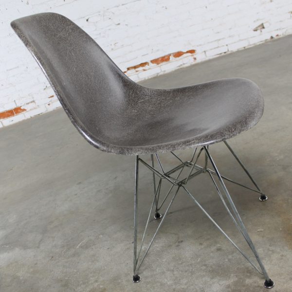 Vintage Mid Century Modern Herman Miller Eames DSR Chair Elephant Hide Grey circa 1976