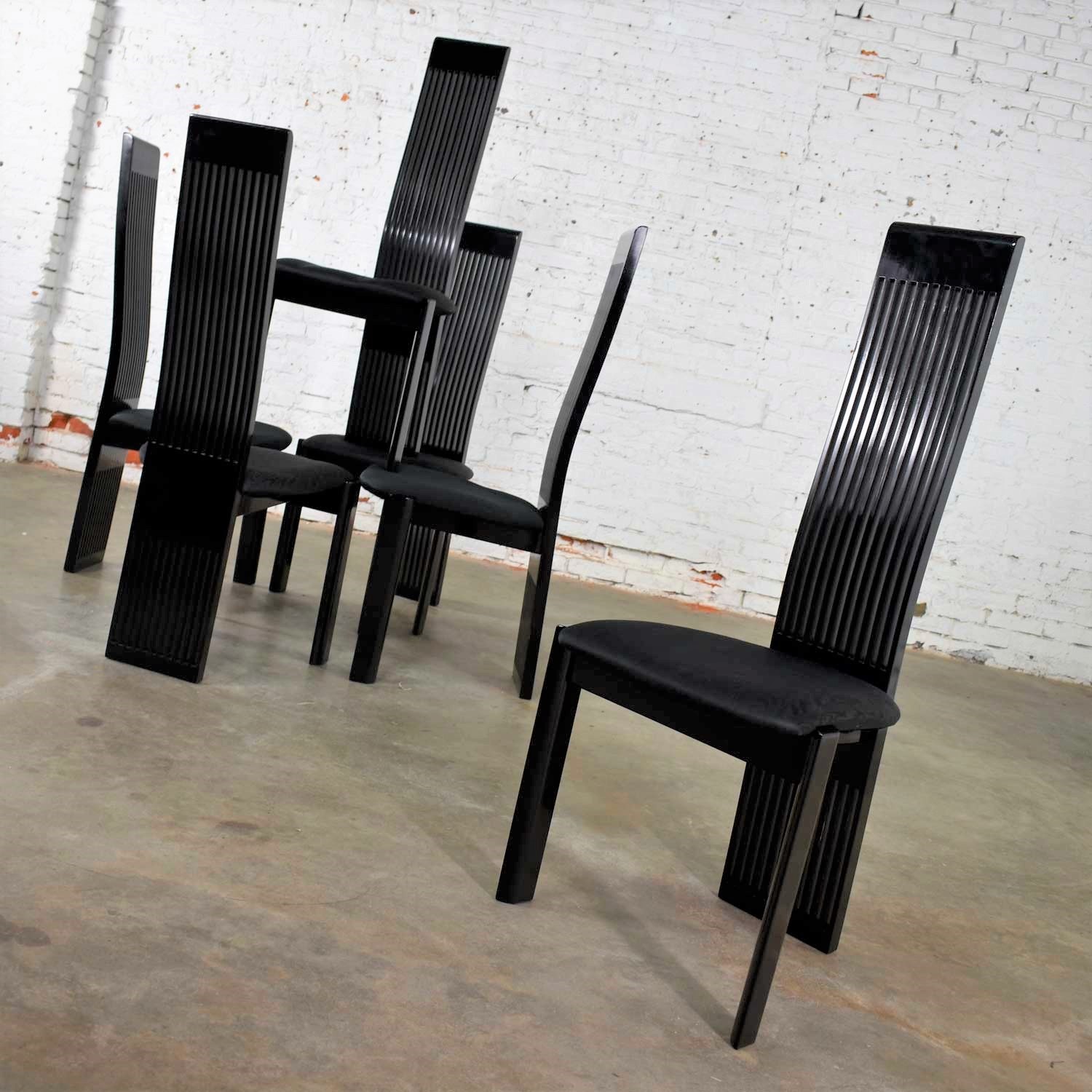 Six Tripod Post Modern Black Lacquer Dining Chairs by Pietro Costantini Made in Italy