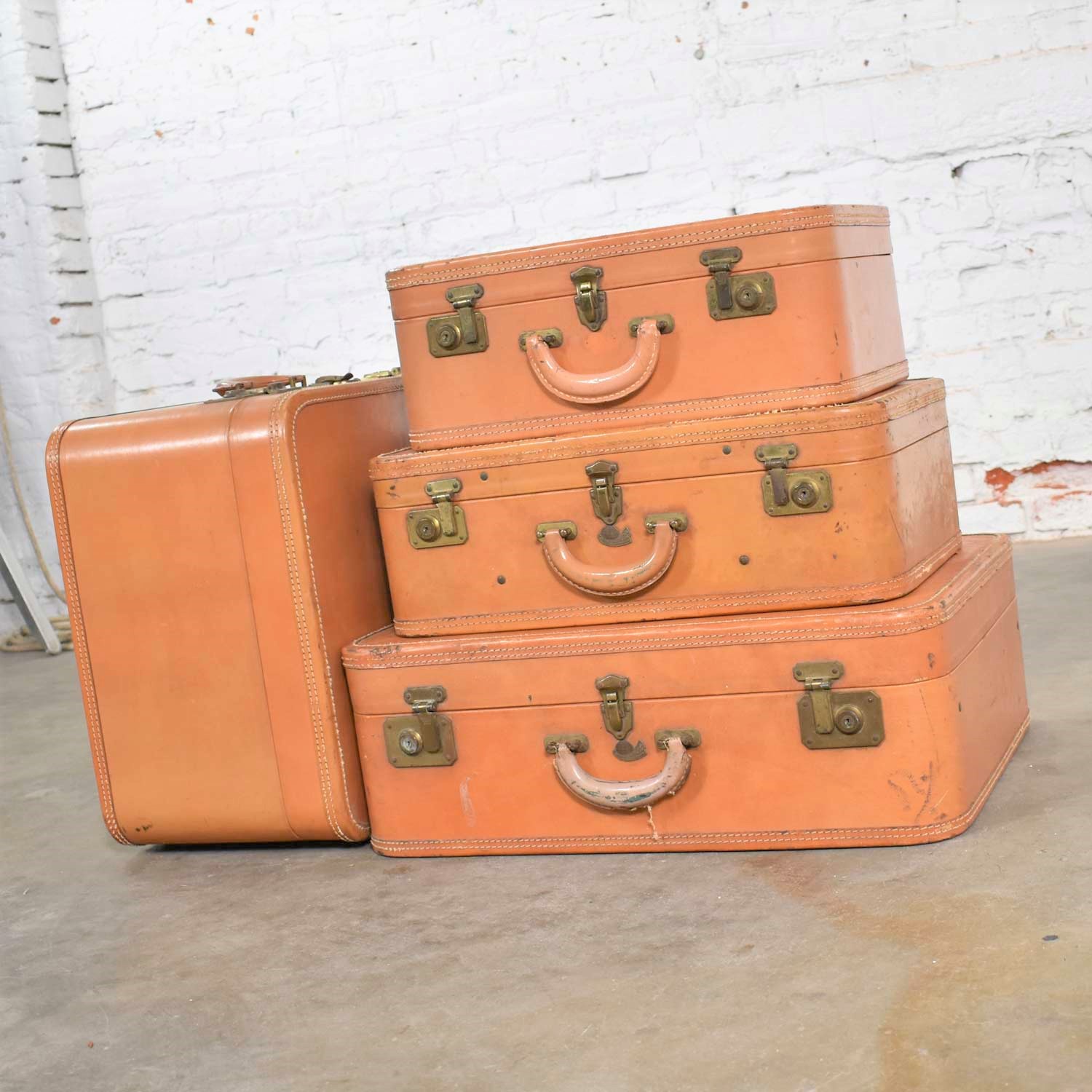 4 Vintage Stratosphere Rappaport Leather Suitcases Luggage as Side Tables End Tables