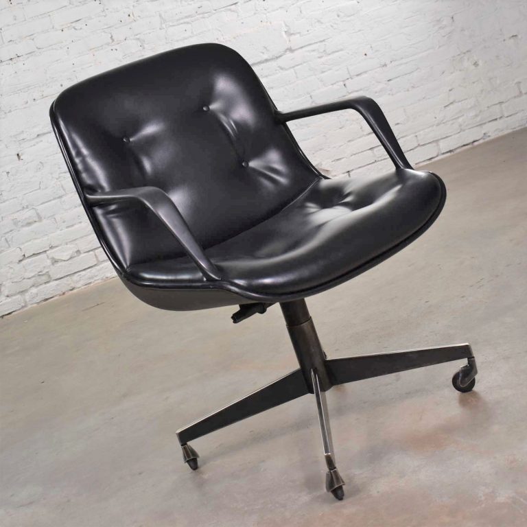 Vintage Modern Black Vinyl Faux Leather Steelcase 451 Office Chair