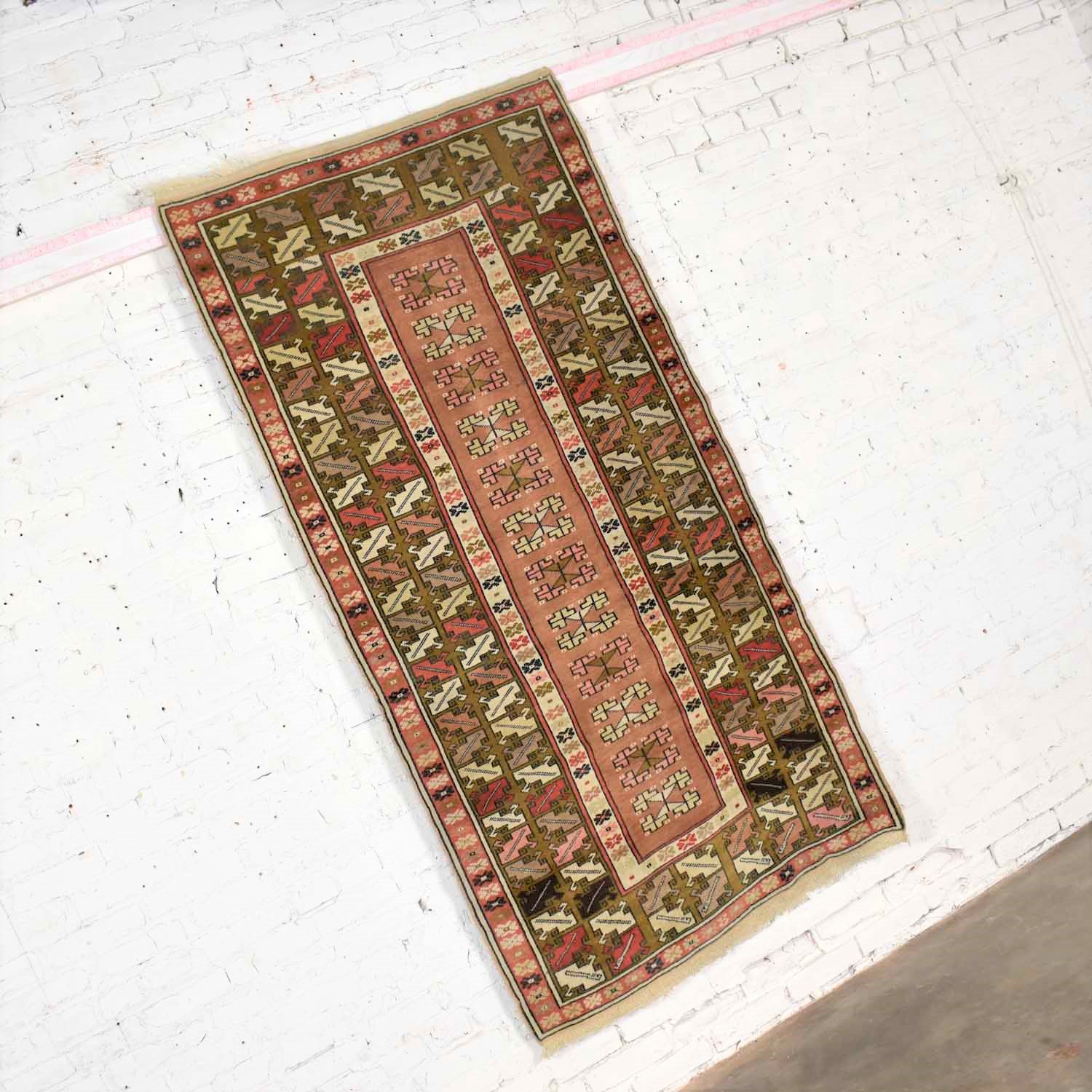 Vintage Wool Turkish Milas Style Woven Made Rug 6’ 7 x 3’ 6.5