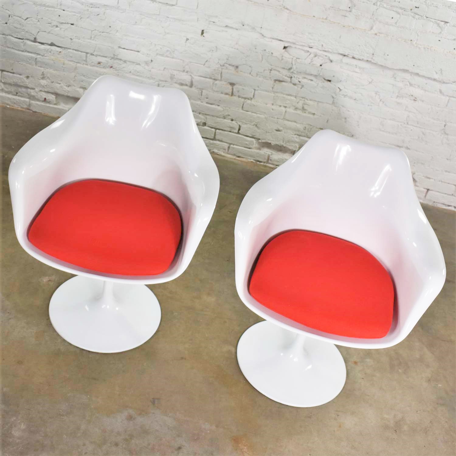 Pair of White Saarinen Style Tulip Swivel Chairs with Red Cushions