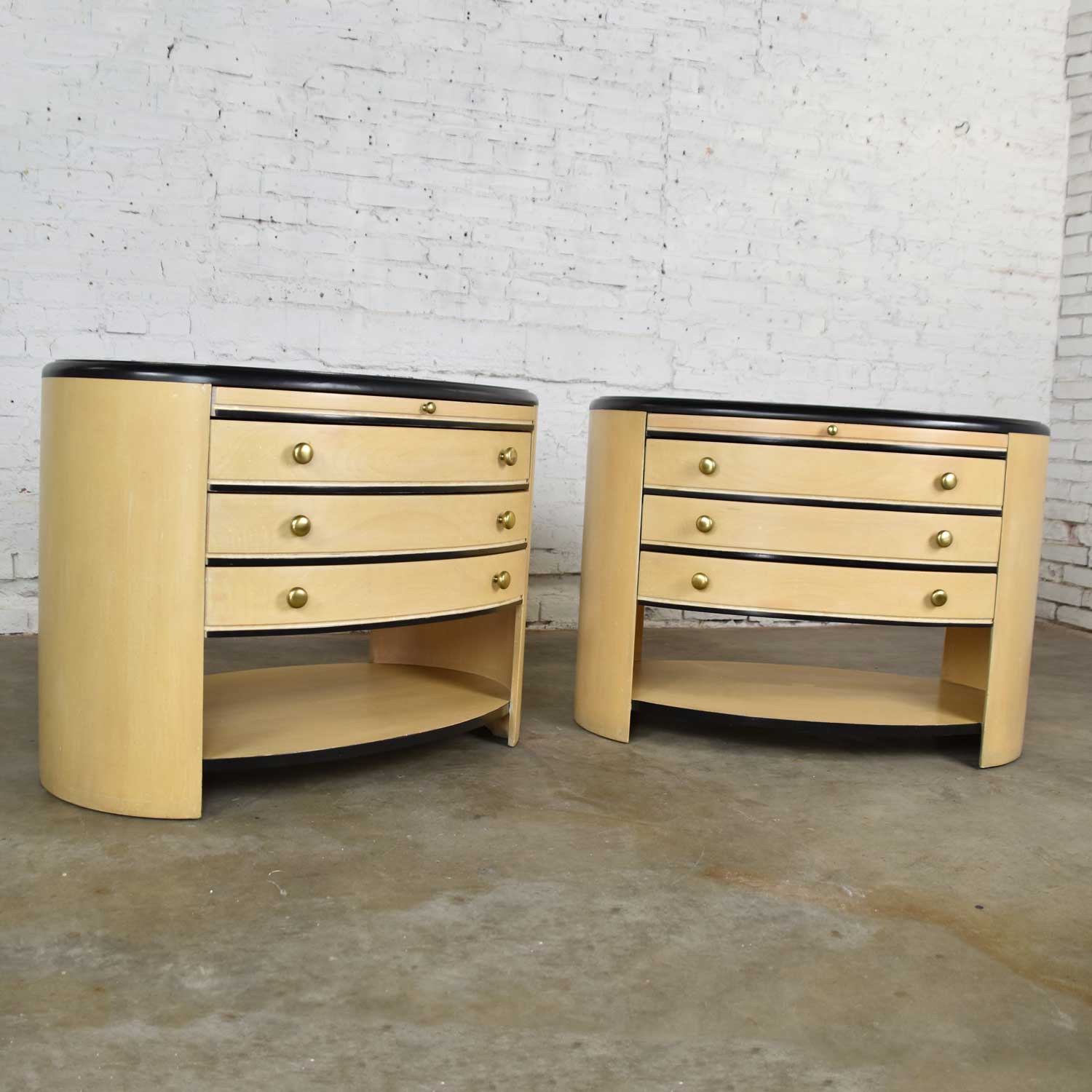 Vintage Modern Pair of Oval Blonde and Black Nightstands or Bedside Cabinets