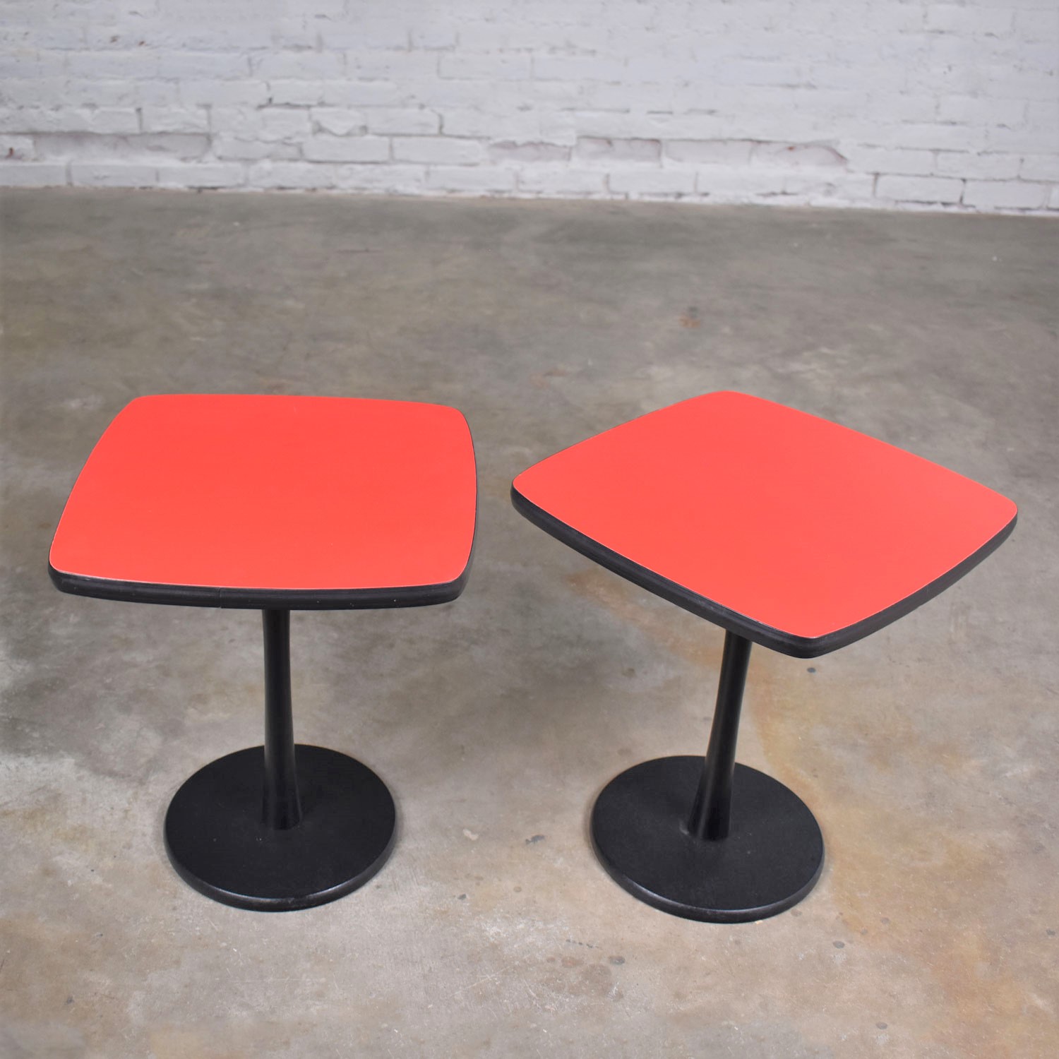 Small Pair of Red Laminate Squircle Pedestal Side Tables Mid Century Modern