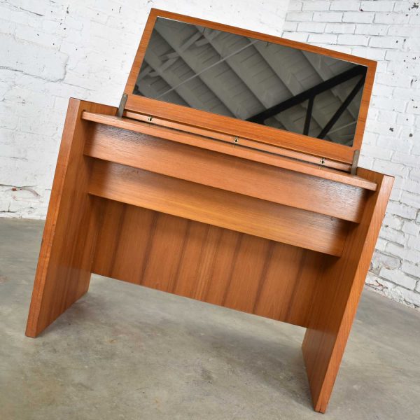 Scandinavian Modern Teak Flip Open Make Up Vanity w/Mirror by Jesper International Denmark 1960-1980