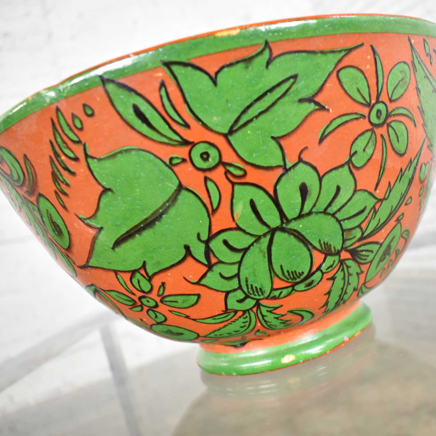 Tlaquepaque Mexican Pottery Bowl Large Fantasia Stylized Deer Green on Terracotta Mid-20th Century