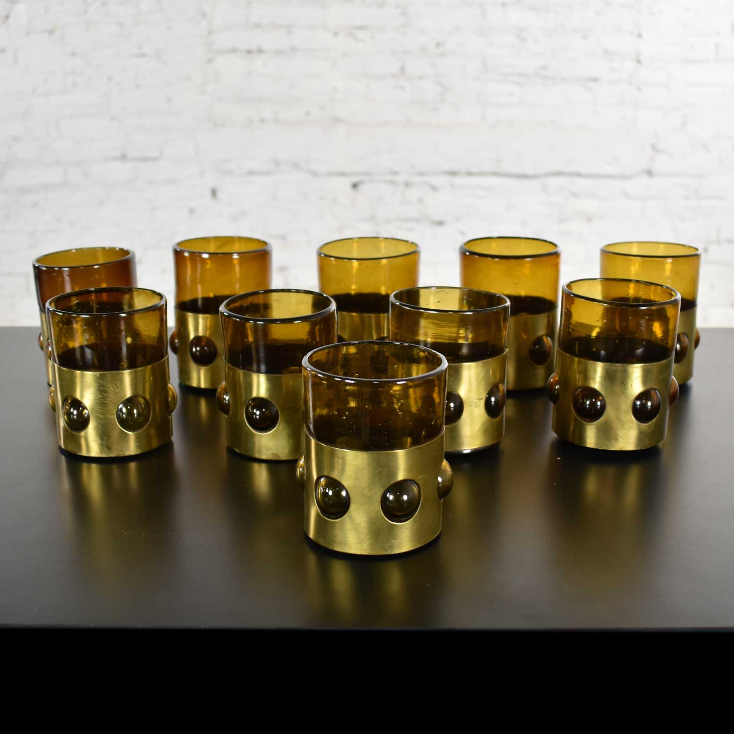 Imprisoned Mexican Glass Brutalist Modern Tumblers in Brown & Brass by Filipe Derflingher Set 10