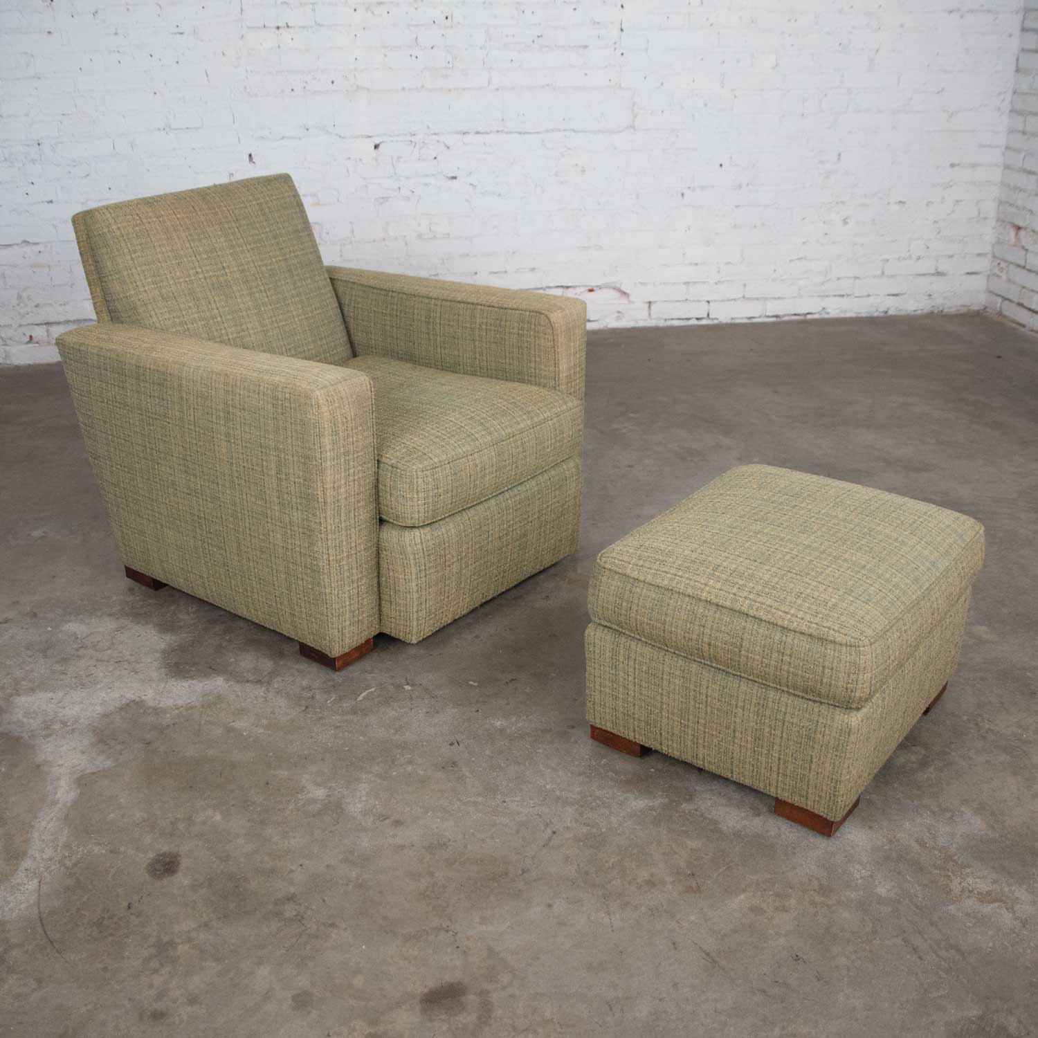 Vintage Art Deco Style Club Chair and Ottoman in Green Tweed by Hickory Chair