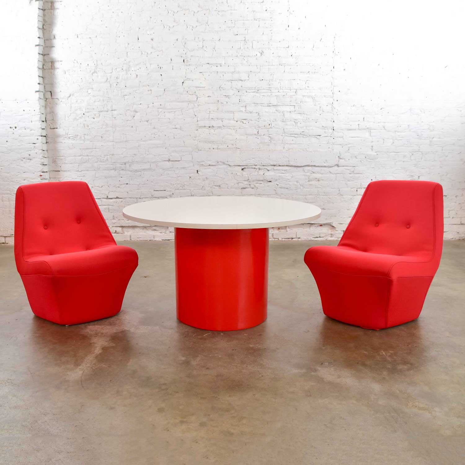 Mod Style Mid-Century Modern Round Table & 2 Chairs by Founders Furniture in Red & White