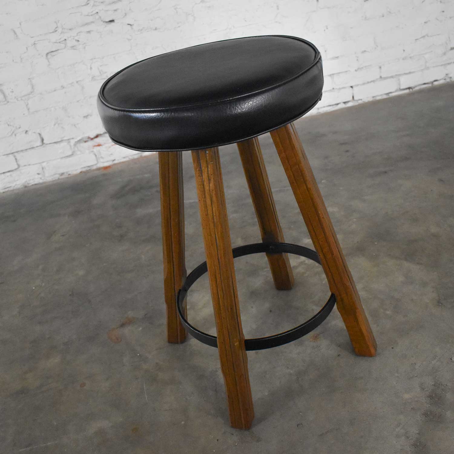 Brandt Ranch Oak Bar Stool Acorn Brown Finish and Black-Brown Vinyl Faux Leather Seat