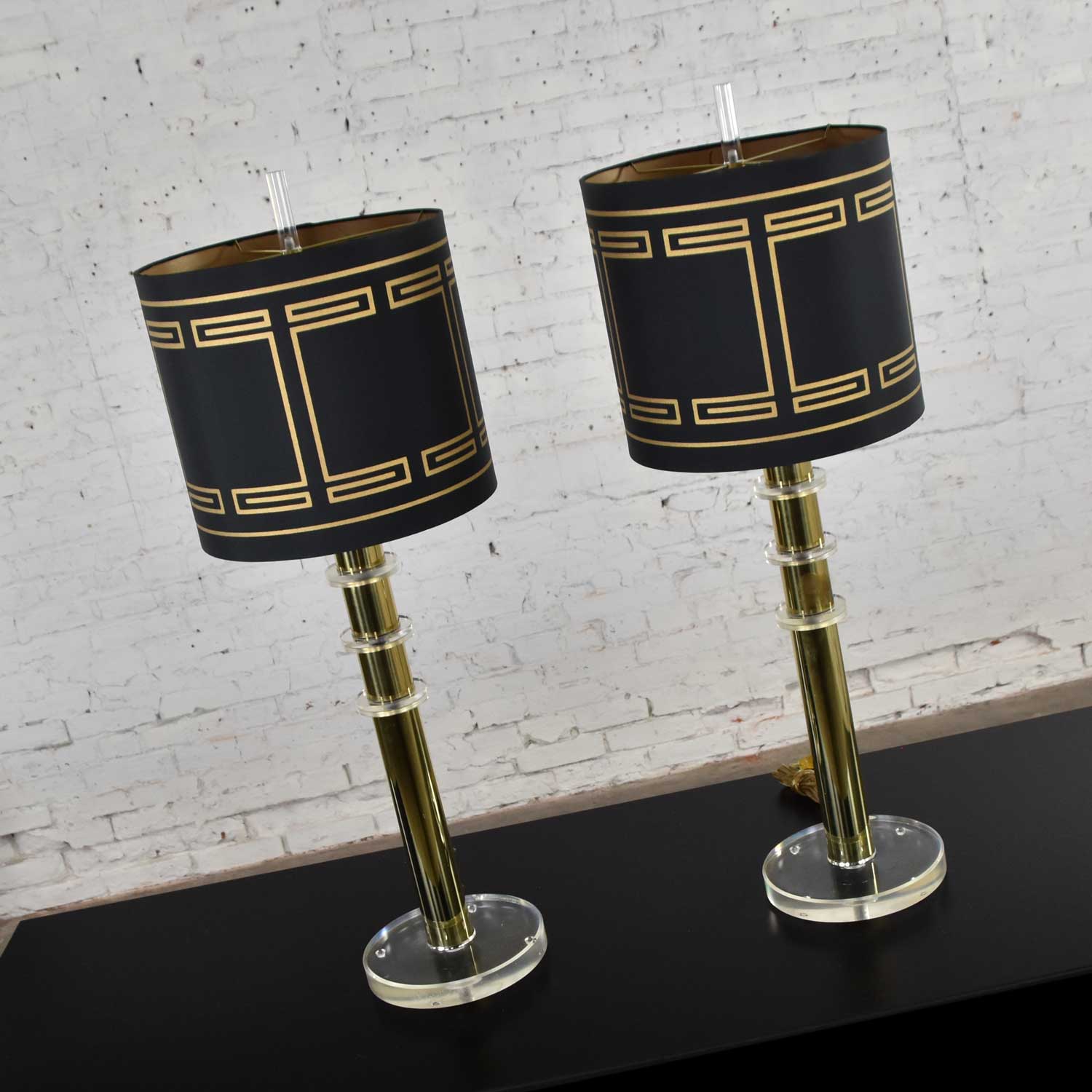 Modern Hollywood Regency Lucite & Brass Plate Lamps Chartreuse Green Shades a Pair Style Karl Springer