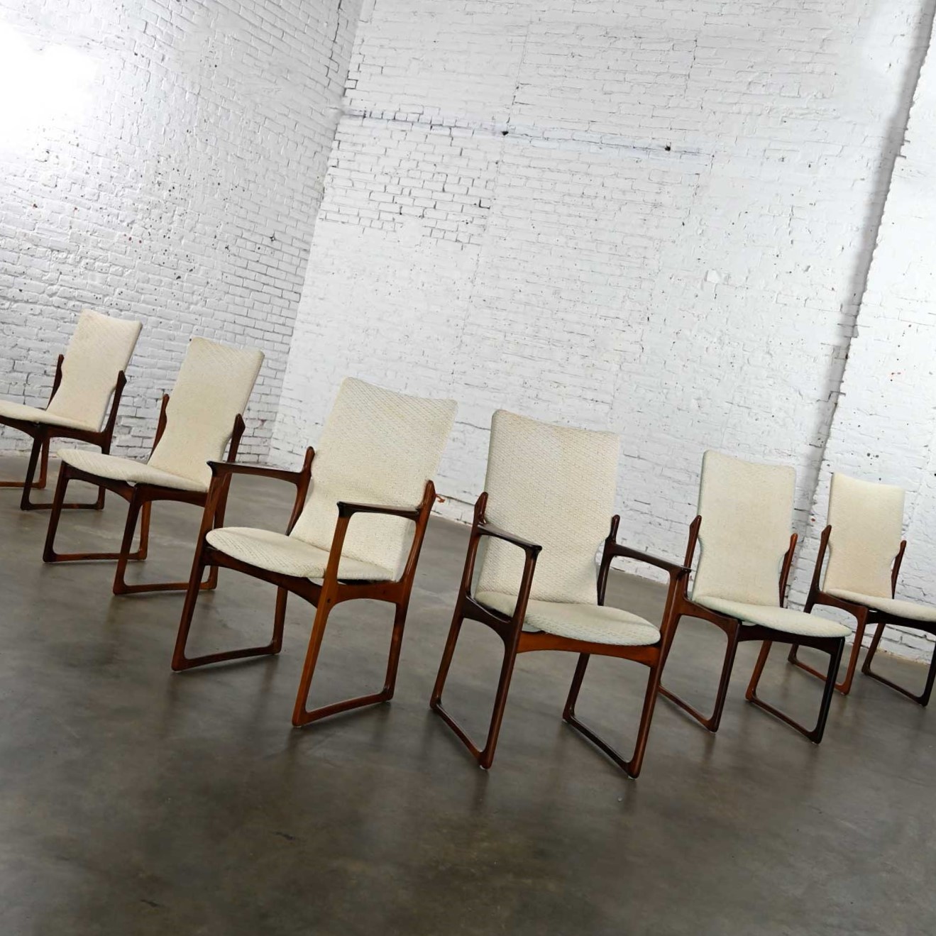 Scandinavian Modern Danish Rosewood Dining Chairs by Art Furn 4 Side & 2 Armchairs Set of 6