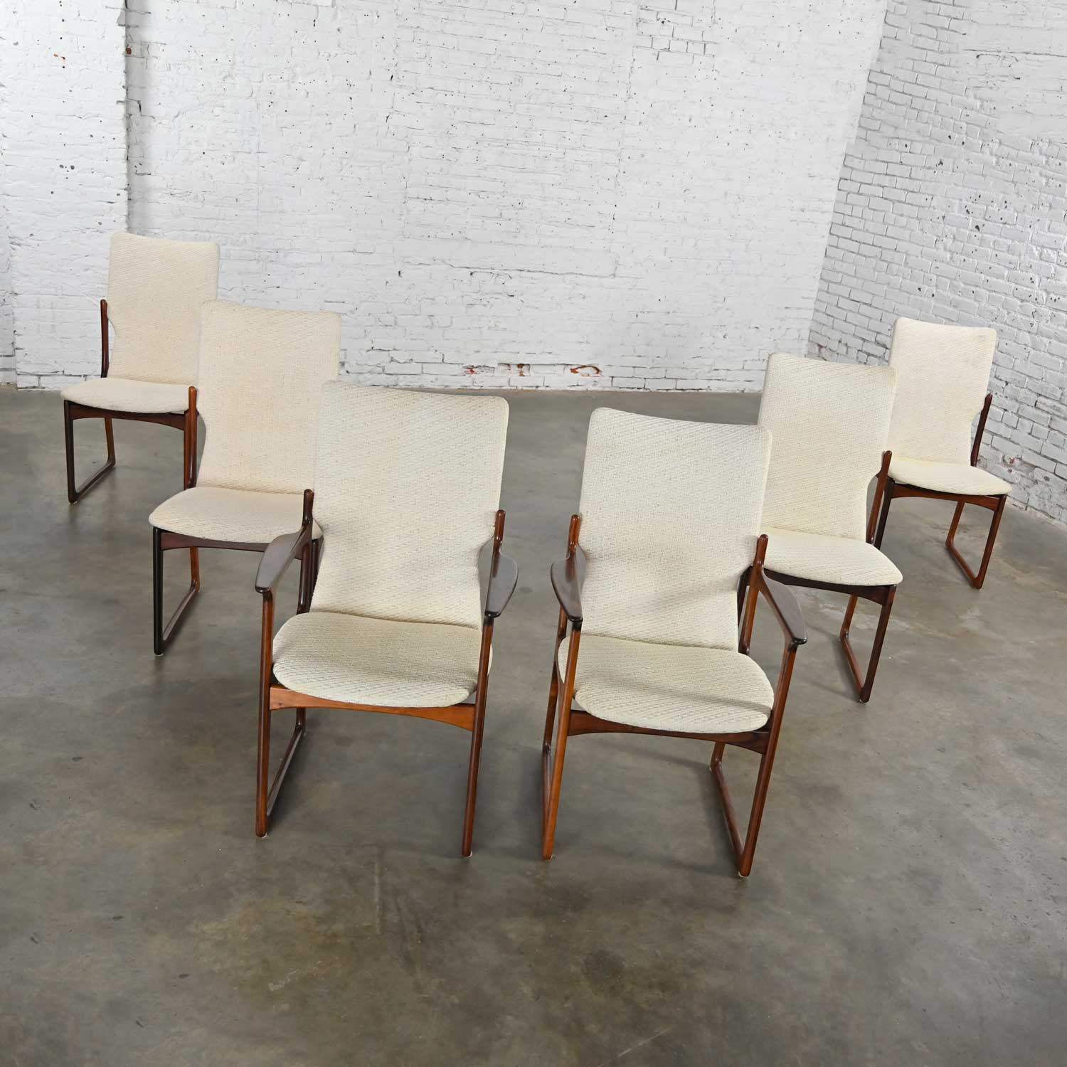 Scandinavian Modern Danish Rosewood Dining Chairs by Art Furn 4 Side & 2  Armchairs Set of 6